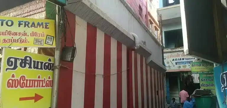 Arulmigu Rajarajeswari Thandu Marriamman Temple, Madurai - 625001 அருள்மிகு இராஜராஜேஸ்வரி தண்டு மாரியம்மன் திருக்கோயில், மதுரை - 625001, Madurai - Ancient Temple Architecture and History Image 3