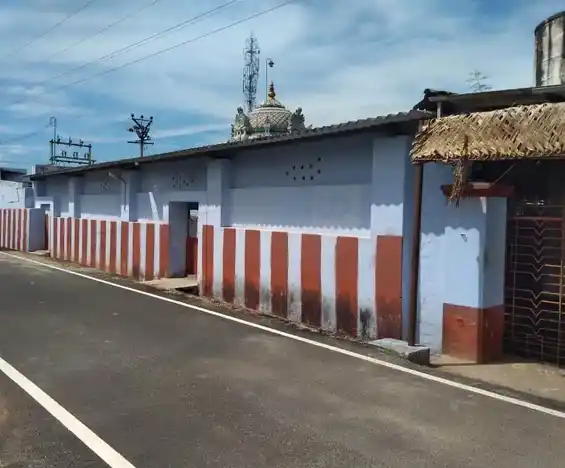 Arulmigu Rajarajeswariamman Enkira Kamatchiamman Temple, Vettaikaranputhur - 642129 அருள்மிகு ராஜராஜேஸ்வரி காமாட்சியம்மன் திருக்கோயில், வேட்டைக்காரன்புதூர் - 642129, Coimbatore - Ancient Temple Architecture and History Image 4