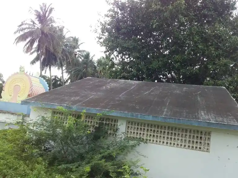 Arulmigu Rajasamy Temple, Kulithalai - 639104 Arulmigu Rajasamy Temple, Kulithalai - 639104, Karur - Ancient Temple Architecture and History Image 5