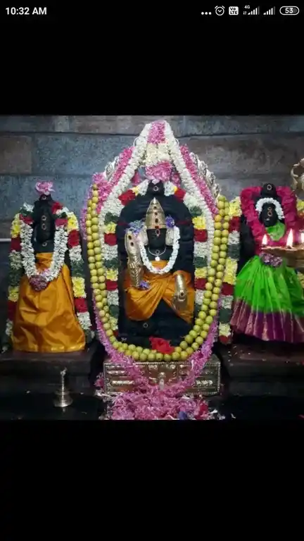 Arulmigu Rajasamy Temple, Rajavaikkal Near, Nanjai Idaiyar - 638182 Temple