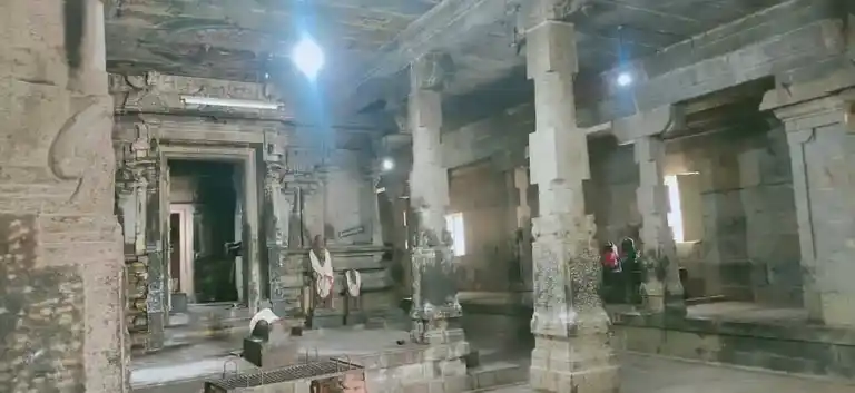 Arulmigu Rajathakrishwarar Temple, Thiruthangoor - 614710 அருள்மிகு இரஜதகிரீஸ்வரர் திருக்கோயில், திருத்தங்கூர் - 614710, Thiruvarur - Ancient Temple Architecture and History Image 3