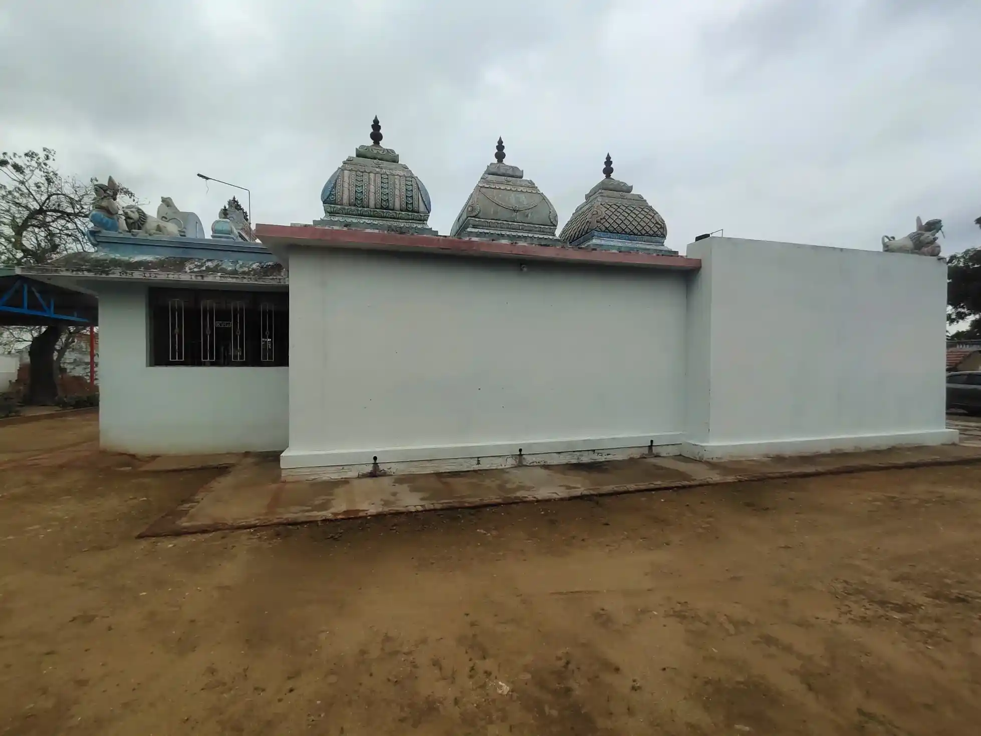 Arulmigu Rajayi Petchiyamman Temple, Thirupanjeeli - 621216 அருள்மிகு ராஜாயிபேச்சியம்மன் திருக்கோயில், Thirupanjeeli - 621216, Thiruchirappalli - Ancient Temple Architecture and History Image 4