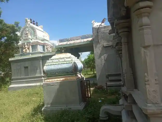 Arulmigu Rajendresolieswarar Temple, Athani, Athani - 614630 அருள்மிகு இராஜேந்திரசோழீஷ்வரர் திருக்கோயில், வேட்டனூர், அறந்தாங்கி வட்டம் - 614630, Pudukkottai - Ancient Temple Architecture and History Image 8