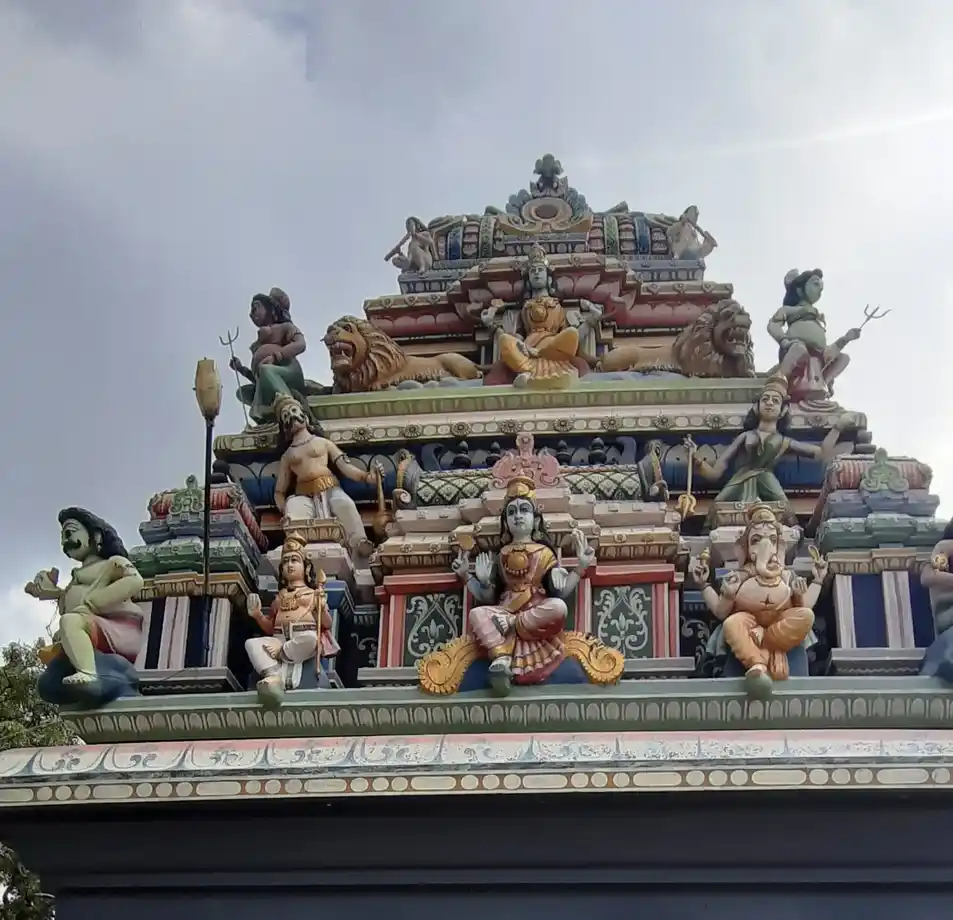 Arulmigu Rakathamman Temple, Ammundi - 632519 அருள்மிகு இராகாத்தம்மன் திருக்கோயில், அம்முண்டி - 632519, Vellore - Ancient Temple Architecture and History Image 4