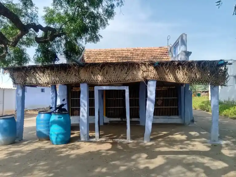 Arulmigu Rakiannaswamy Temple, Paruthipalli - 637503 அருள்மிகு ராக்கியண்ணசுவாமி திருக்கோயில், Paruthipalli - 637503, Namakkal - Ancient Temple Architecture and History Image 2