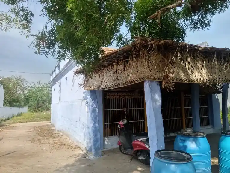 Arulmigu Rakiannaswamy Temple, Paruthipalli - 637503 அருள்மிகு ராக்கியண்ணசுவாமி திருக்கோயில், Paruthipalli - 637503, Namakkal - Ancient Temple Architecture and History Image 3