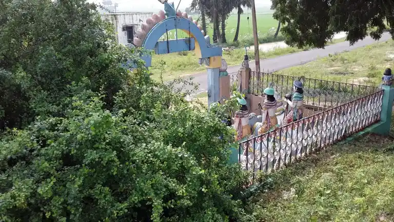 Arulmigu Rakka Vinayagar Temple, Near Lake View, Seliyambedu - 601204 அருள்மிகு ராக்கவிநாயகர் திருக்கோயில், Near Lake View, Seliyambedu - 601204, Tiruvallur - Ancient Temple Architecture and History Image 3