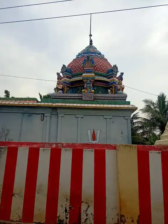 Arulmigu Rakkala Kattalai (Irrupu) Kasthuri Renga Perumal Temple, Keelapanayur - 614708 அருள்மிகு இராக்காலகட்டளை இருப்பு கஸ்தூரிரெங்கப்பெருமாள், கீழப்பனையூர் திருத்துறைப்பூண்டி வட்டம் திருவாரூர் மாவட்டம் கட்டளை, Keelapanayur - 614708, Thiruvarur - Ancient Temple Architecture and History Image 7