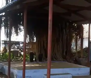 Arulmigu Rakkanna Pillaiyar Thirukoil, Perunthalaiyur - 638315 அருள்மிகு ராக்கண்ணபிள்ளையார் திருக்கோயில், Perunthalaiyur - 638315, Erode - Ancient Temple Architecture and History Image 2