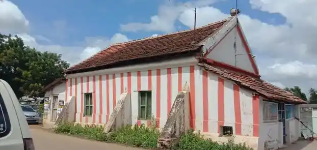 Arulmigu Ramakrishna Mudhaliyar Pajanai Madam, Pattukkottai - 614601 Arulmigu Ramakrishna Mudhaliyar Pajanai Madam, Pattukkottai - 614601, Thanjavur - Ancient Temple Architecture and History Image 3