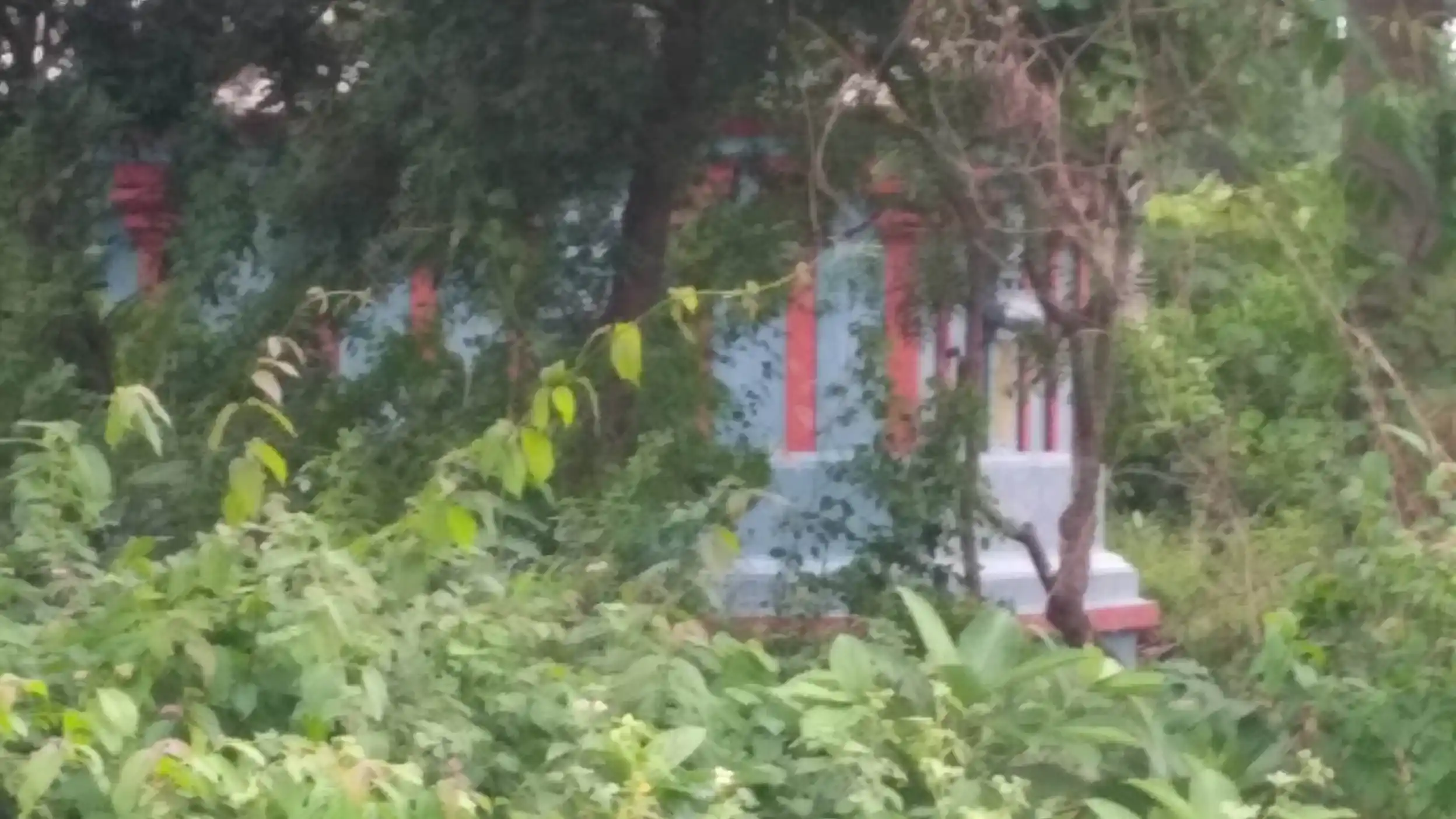 Arulmigu Ramakrishna Swamy Madam, Thozhupedu - 603310 அருள்மிகு ராமகிருஷ்ணசுவாமி மடம், Thozhupedu - 603310, Chengalpattu - Ancient Temple Architecture and History Image 2