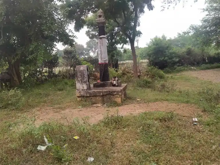 Arulmigu Ramaligeswararaswamy Temple, Unjini - 621714 அருள்மிகு இராமலிங்கேஸ்வரர் சுவாமி திருக்கோயில், Unjini - 621714, Ariyalur - Ancient Temple Architecture and History Image 2
