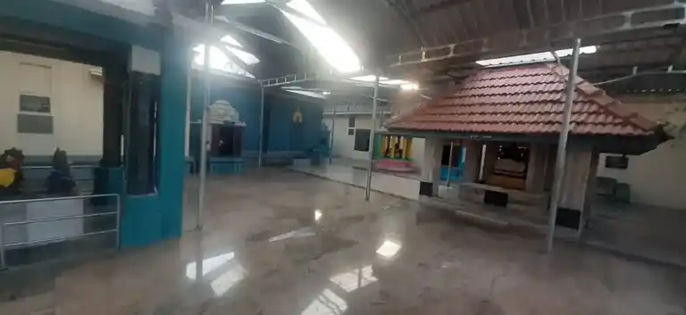 Arulmigu Ramalinga Sowdeswariamman Temple, Pollachi - 642001 அருள்மிகு இராமலிங்க &nbsp;சௌடேஸ்வரியம்மன் திருக்கோயில், பொள்ளாச்சி - 642001, Coimbatore - Ancient Temple Architecture and History Image 4