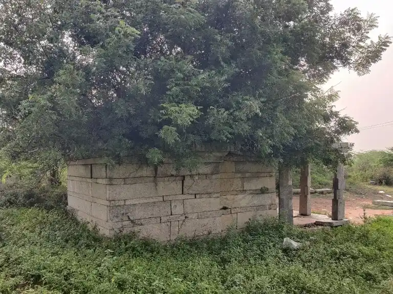 Arulmigu Ramalingasamy Temple, Near Lake View, Ramanjeri - 602001 அருள்மிகு இராமலிங்கசுவாமி திருக்கோயில், Near Lake View, Ramanjeri - 602001, Tiruvallur - Ancient Temple Architecture and History Image 4