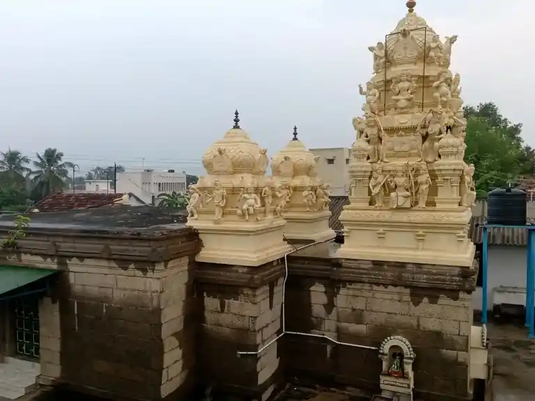 Arulmigu Ramalingasowdeswarimman Temple, Kakkaveri - 637408 அருள்மிகு இராமலிங்க சௌடேஸ்வரியம்மன் திருக்கோயில், Kakkaveri - 637408, Namakkal - Ancient Temple Architecture and History Image 2