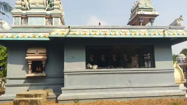 Arulmigu Ramalingeswarar Temple, Karuvidaichery - 621707 அருள்மிகு இராமலிங்கேஸ்வரர் திருக்கோயில், கருவிடைச்சேரி - 621707, Ariyalur - Ancient Temple Architecture and History Image 2
