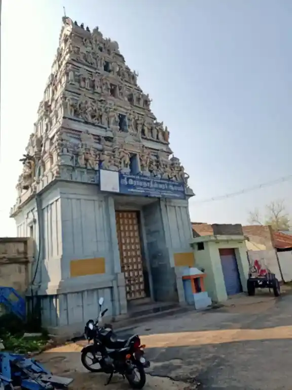 Arulmigu Ramanadhieswarar Temple, Madavilagam - 605701 அருள்மிகு இராமநாதீஸ்வரர் திருக்கோயில், மடவிளாகம் - 605701, Viluppuram - Ancient Temple Architecture and History Image 2