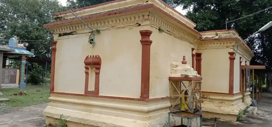 Arulmigu Ramanatheeswarar Temple, Latheri - 632202 அருள்மிகு ராமநாதீஸ்வரர் திருக்கோயில், லத்தேரி - 632202, Vellore - Ancient Temple Architecture and History Image 3