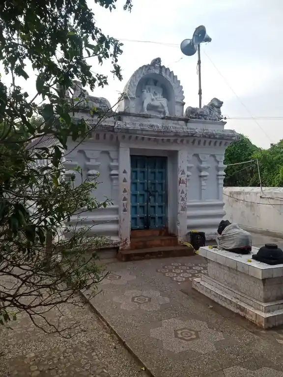 Arulmigu Ramanatheeswarar Temple, Pennathur - 632058 அருள்மிகு ராமநாதீஸ்வரர் திருக்கோயில், பென்னாத்தூர் - 632058, Vellore - Ancient Temple Architecture and History Image 7