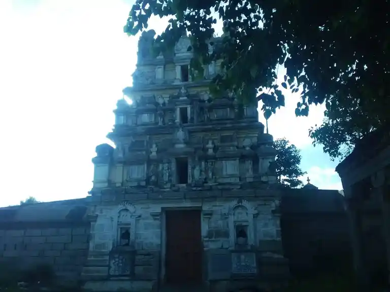 Arulmigu Ramanathieswarar And Varadharaja Perumal Temple, Anniyur - 605202 Temple