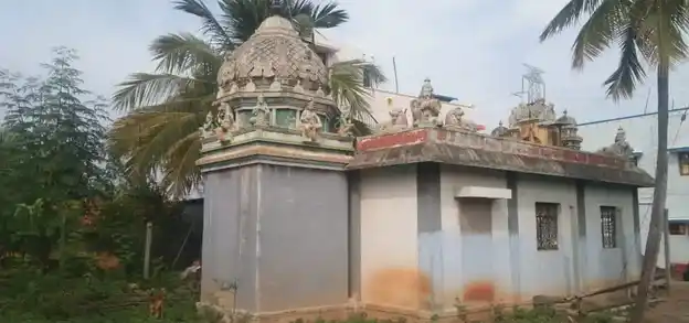 Arulmigu Ramanuja Hari Bhajanai Madam, Muthalapuram - 624202 அருள்மிகு ராமானுஜ ஹரிபஜணமடம்-முத்தலாபுரம், நிலக்கோட்டை,திண்டுக்கல். மடம், Muthalapuram - 624202, Dindigul - Ancient Temple Architecture and History Image 6