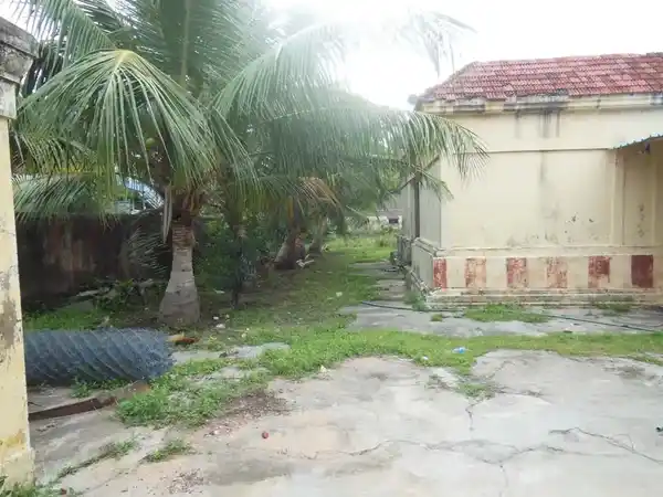 Arulmigu Ramapathra Perumal Temple, Poravachery - 611108 Temple