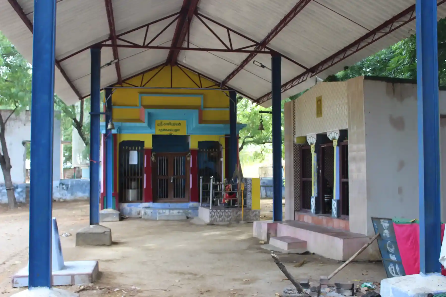 Arulmigu Ramar And Kaliamman And Muppidathiamman Temple, Street End, Thenkalamputhur - 627357