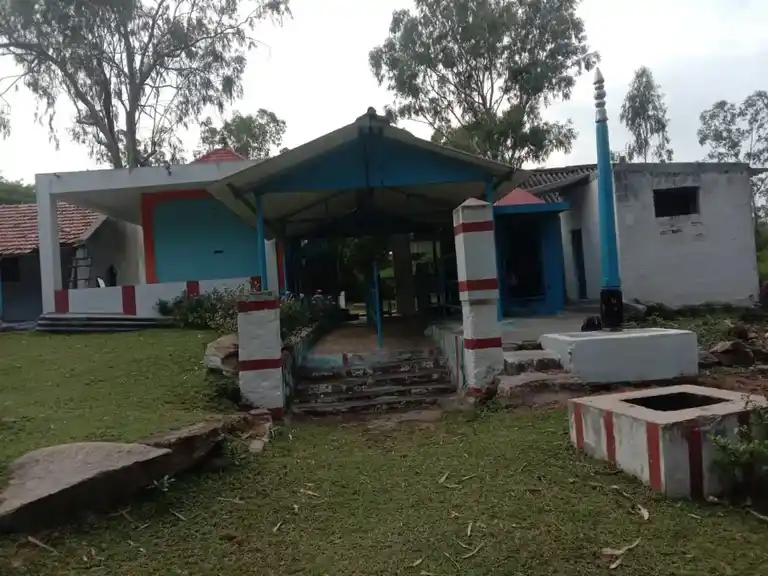 Arulmigu Ramar Ramapathaswamy Temple, Thottapuram - 638461 அருள்மிகு ராமர்-ராமபாதசுவாமி திருக்கோயில், Thottapuram - 638461, Erode - Ancient Temple Architecture and History Image 3