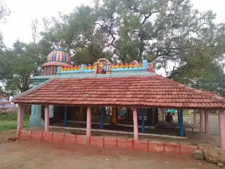 Arulmigu Ramar Temple, Dharmathupatti - 624705 அருள்மிகு ராமர் கோயில், தர்மத்துப்பட்டி - 624705, Dindigul - Ancient Temple Architecture and History Image 3