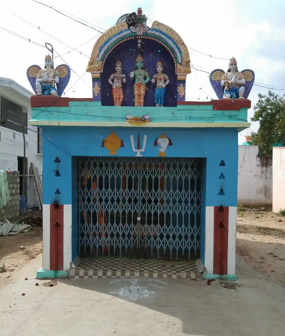 Arulmigu Ramar Temple, Inside The Village, Veeraragavapuram - 631209 அருள்மிகு இராமர் திருக்கோயில், Inside The Village, வீரராகவபுரம் - 631209, Tiruvallur - Ancient Temple Architecture and History Image 4