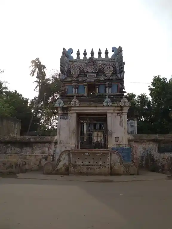 Arulmigu Ramasamy Perumal Temple, Nannilam - 610105 அருள்மிகு இராமசாமி பெருமாள் திருக்கோயில், Nannilam - 610105, Thiruvarur - Ancient Temple Architecture and History Image 4