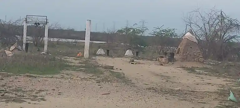 Arulmigu Ramasamy Temple, Ranasoornayakkanpatti - 628503 அருள்மிகு இராமசாமி திருக்கோயில், Rajanaickenpatti - 628503, Thoothukudi - Ancient Temple Architecture and History Image 5