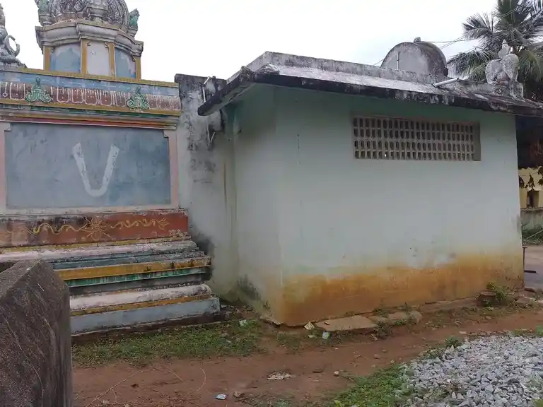 Arulmigu Ramasamy Temple, Thimmaboopalapuram - 602001 அருள்மிகு இராமசாமி திருக்கோயில், திம்மபூபாலபுரம் - 602001, Tiruvallur - Ancient Temple Architecture and History Image 3