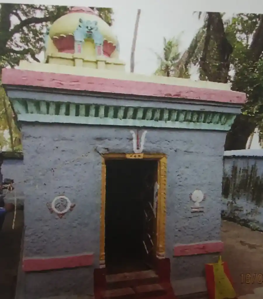 Arulmigu Ramaswami Temple, Erikuthi - 632601 அருள்மிகு ராமசுவாமி திருக்கோயில், ஏரிகுத்தி - 632601, Vellore - Ancient Temple Architecture and History Image 4