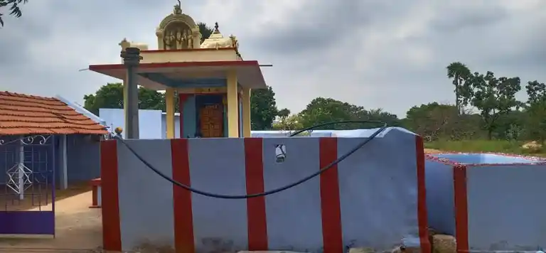 Arulmigu Ramaswamy Perumal Temple, Kariyampatti - 624616 அருள்மிகு ராமசாமி பெருமாள் திருக்கோயில், Kariyampatti - 624616, Dindigul - Ancient Temple Architecture and History Image 4