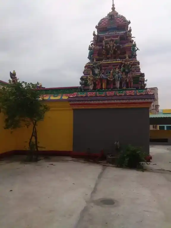 Arulmigu Ramaswamy Perumal Temple, Morappur - 635305 அருள்மிகு ராமசாமி பெருமாள் திருக்கோயில், மாம்பட்டி, மாம்பட்டி - 635305, Dharmapuri - Ancient Temple Architecture and History Image 2