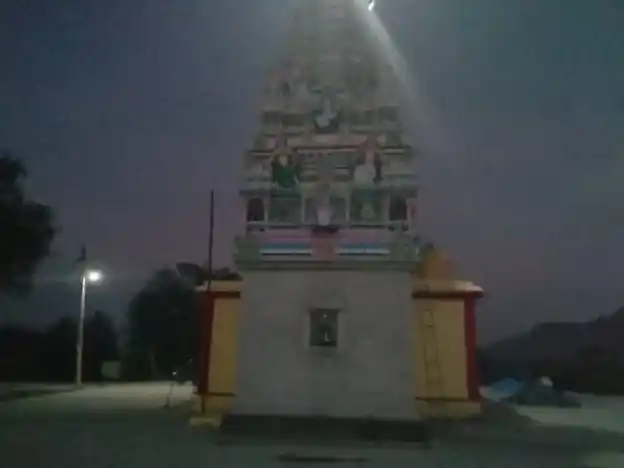 Arulmigu Ramaswamy Temple, Kondepalli - 635002 அருள்மிகு ராமசாமி திருக்கோயில், ஒப்பளேசப்பள்ளி, கொண்டேப்பள்ளி - 635002, Krishnagiri - Ancient Temple Architecture and History Image 4