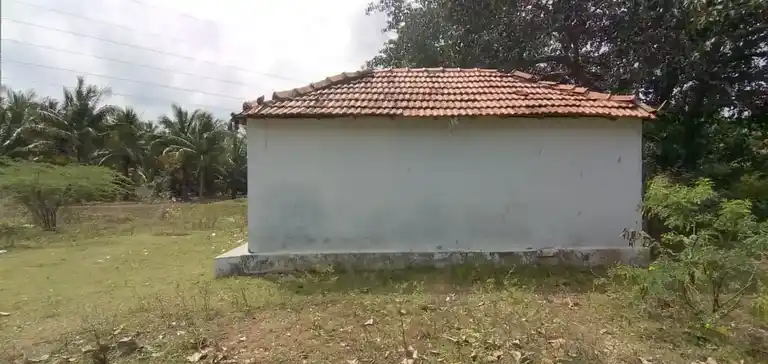 Arulmigu Ramaswamyperumal Temple, Periyapaappanoothu - 642207 Arulmigu Ramaswamyperumal Temple, Periyapaappanoothu - 642207, Tiruppur - Ancient Temple Architecture and History Image 2