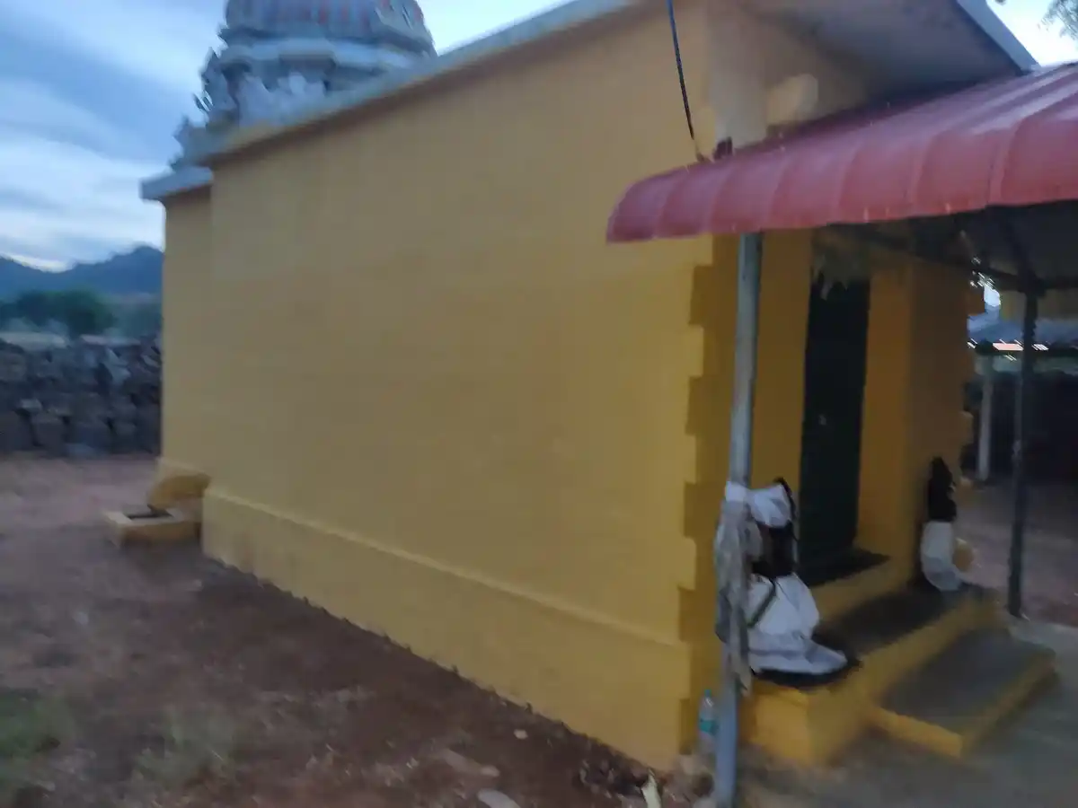 Arulmigu Ranganathaperumal Temple, Vannapatti, Komarapalayam - 638106 அருள்மிகு ரங்கநாதப்பெருமாள் திருக்கோயில், Vannapatti, Komarapalayam - 638106, Tiruppur - Ancient Temple Architecture and History Image 3