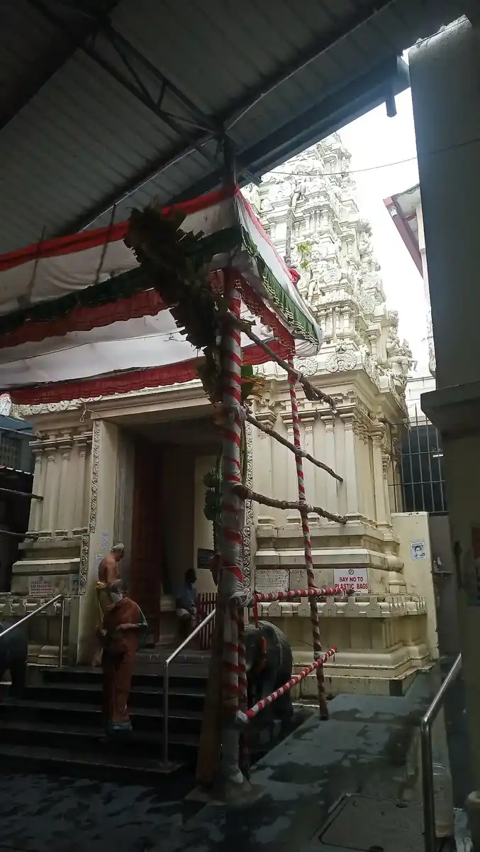 Arulmigu Rathinagreeswarar Temple, Besant Nagar, Chennai - 600090 அருள்மிகு ரத்தினகிரீஸ்வரர் கோயில், பெசண்ட் நகர், சென்னை - 600090, Chennai - Ancient Temple Architecture and History Image 3