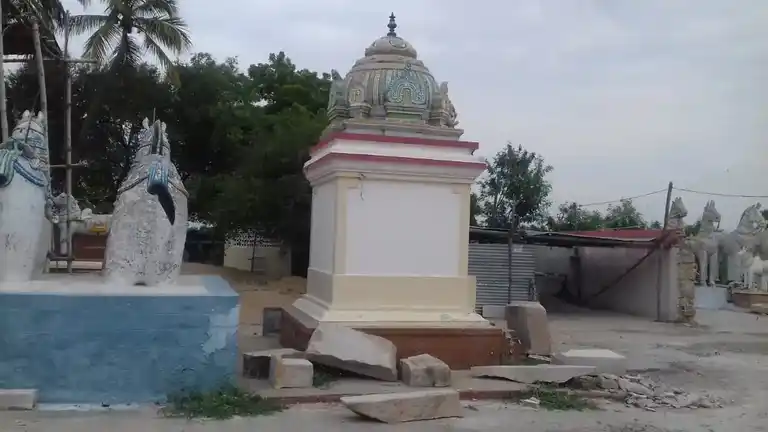 Arulmigu Rathinamoorthy Vinayaker Temple, Sangaramdamplayam - 638706 அருள்மிகு ரத்தினமூர்த்திவிநாயகர் திருக்கோயில், Sangaramdamplayam - 638706, Tiruppur - Ancient Temple Architecture and History Image 2