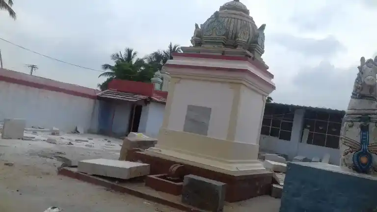 Arulmigu Rathinamoorthy Vinayaker Temple, Sangaramdamplayam - 638706 அருள்மிகு ரத்தினமூர்த்திவிநாயகர் திருக்கோயில், Sangaramdamplayam - 638706, Tiruppur - Ancient Temple Architecture and History Image 4