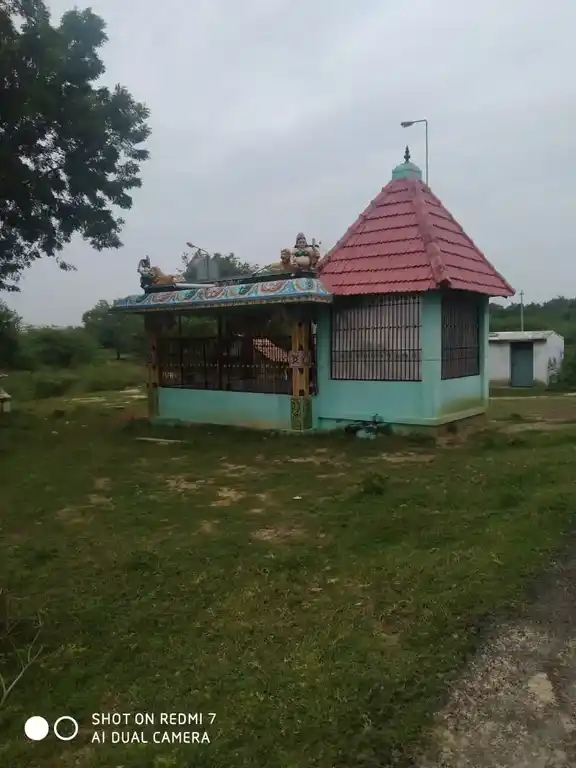Arulmigu Ravi Kulasekara Ayyanar Temple, Iraviyamankalam - 630408 அருள்மிகு. இரவி குலசேகர அய்யனார் திருக்கோயில், Iraviyamankalam - 630408, Sivagangai - Ancient Temple Architecture and History Image 2