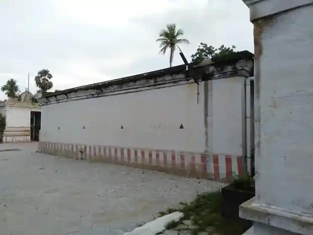 Arulmigu Raviswarar Temple, Amoor - 621204 அருள்மிகு ரவீஸ்வரர் திருக்கோயில், Amoor - 621204, Thiruchirappalli - Ancient Temple Architecture and History Image 3