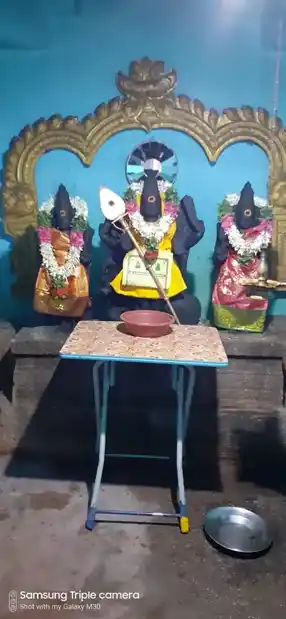 Arulmigu Rayappaswamy Entra Ariyappasamy Temple, Near Ravi Theatre, Paramakudi - 623707