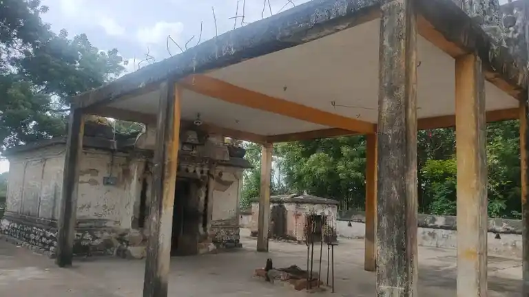 Arulmigu Reenugaparameshwari Temple, Sokampalayam - 605105 அருள்மிகு ரேணுகாபரமேஸ்வரி திருக்கோயில், Sokampalayam - 605105, Viluppuram - Ancient Temple Architecture and History Image 2