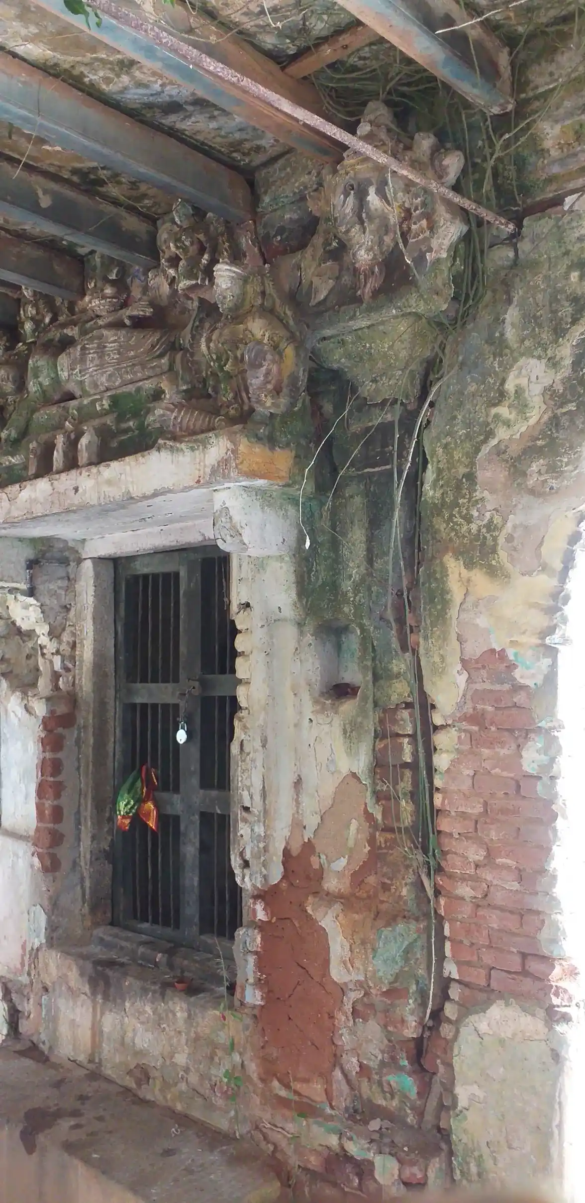 Arulmigu Reganathar Swamy Temple, Thenkondar Chathiram - 613001 அருள்மிகு ரெங்கநாத சுவாமி திருக்கோயில், Thenkondar Chathiram - 613001, Thanjavur - Ancient Temple Architecture and History Image 7