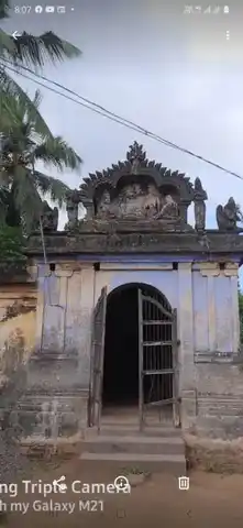 Arulmigu Regunathaperumal Temple, Melaiyur - 609107 அ/மி.ரெகுநாதப்பெருமாள் திருக்கோயில், மேலையூர் - 609107, Mayiladuthurai - Ancient Temple Architecture and History Image 2