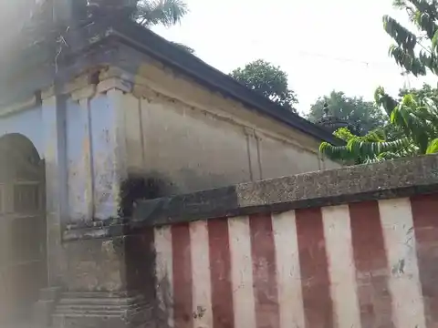 Arulmigu Regunathaperumal Temple, Melaiyur - 609107 அ/மி.ரெகுநாதப்பெருமாள் திருக்கோயில், மேலையூர் - 609107, Mayiladuthurai - Ancient Temple Architecture and History Image 5