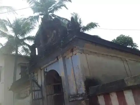 Arulmigu Regunathaperumal Temple, Melaiyur - 609107 அ/மி.ரெகுநாதப்பெருமாள் திருக்கோயில், மேலையூர் - 609107, Mayiladuthurai - Ancient Temple Architecture and History Image 6